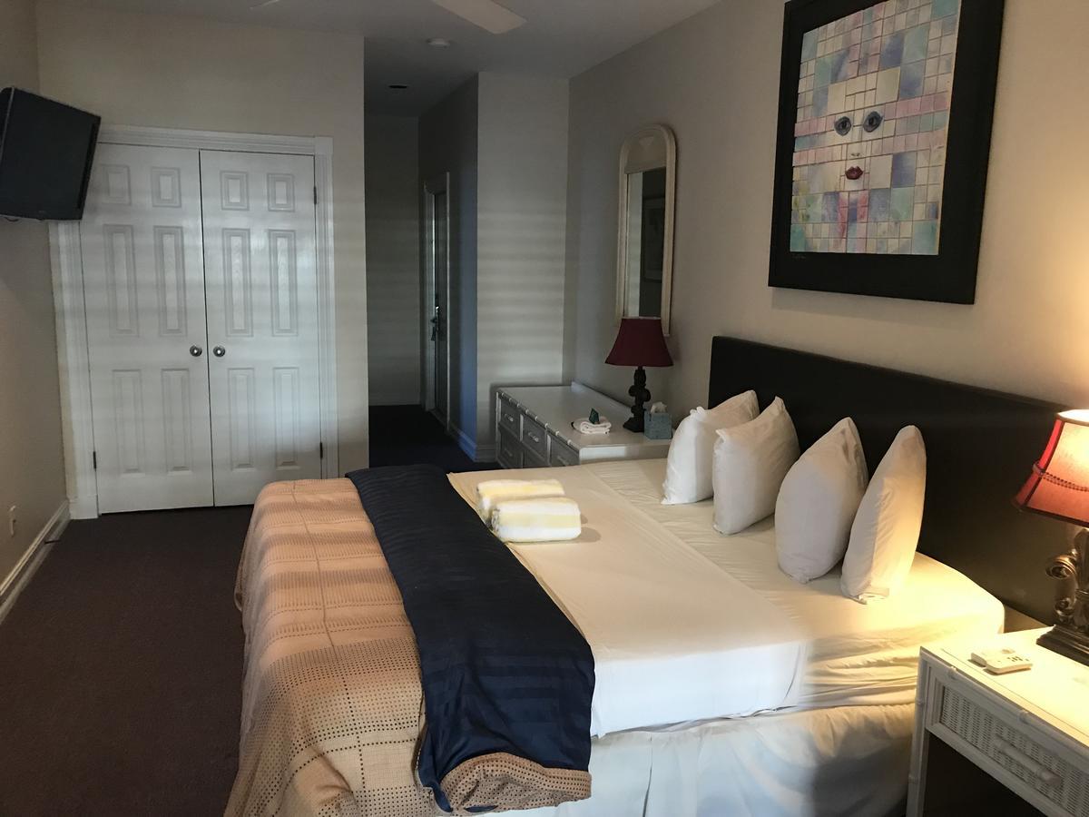 New Orleans House - Gay Male Adult Guesthouse Key West Exterior photo