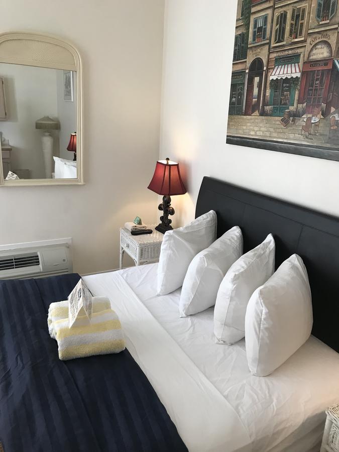 New Orleans House - Gay Male Adult Guesthouse Key West Exterior photo